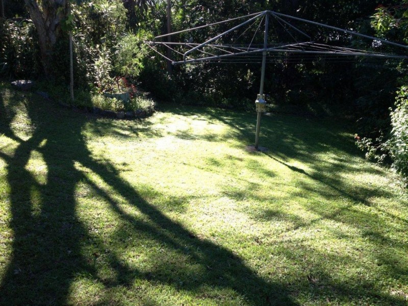 45 Burns Parade, Chapel Hill QLD 4069