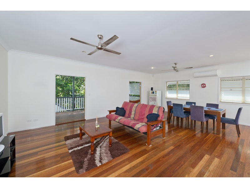 152 Witton Road, Indooroopilly QLD 4068