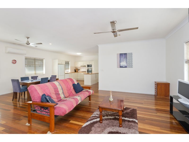 152 Witton Road, Indooroopilly QLD 4068