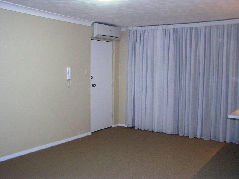 4/58 Waverley Road, Taringa QLD 4068