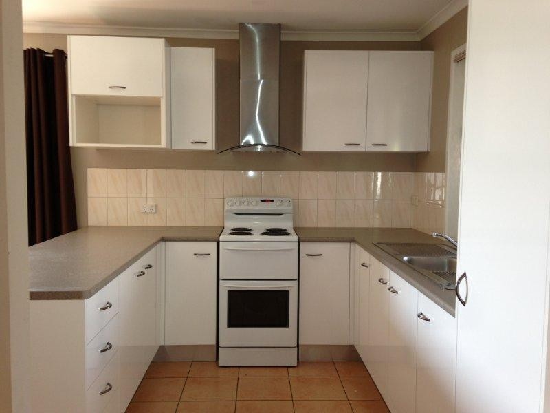 1/5 Keating Court, Goodna QLD 4300