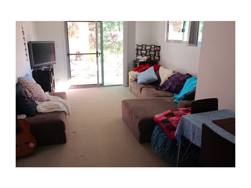 4/51 Lambert Road, Indooroopilly QLD 4068