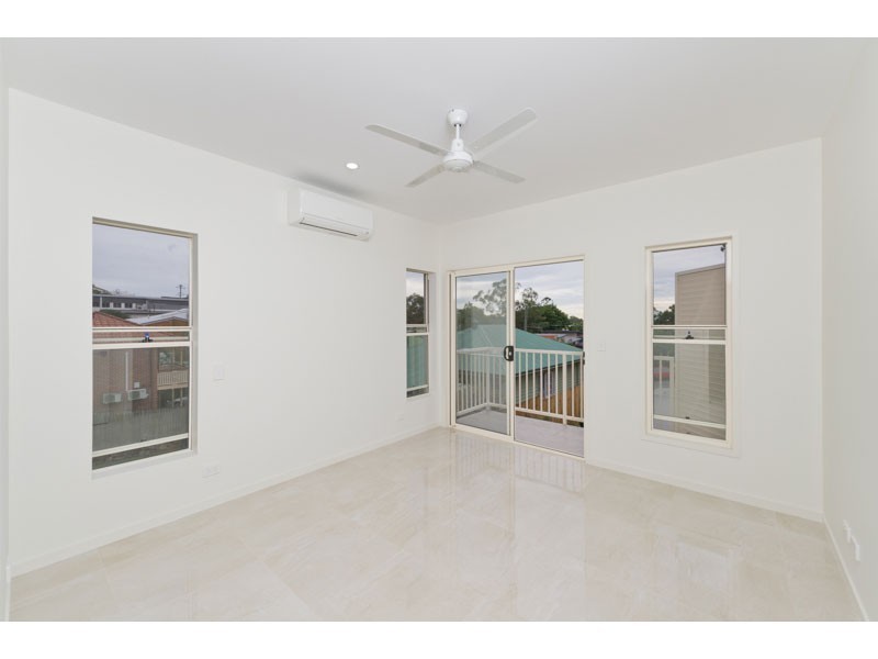 12a Rennie Street, Indooroopilly QLD 4068