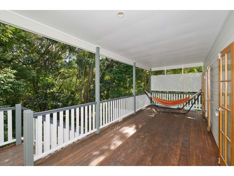 152 Witton Road, Indooroopilly QLD 4068