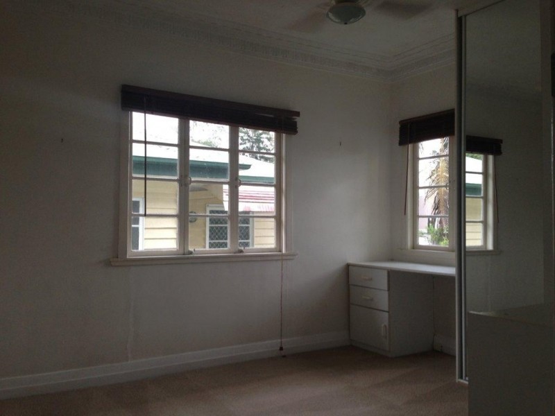 21 Witton Road, Indooroopilly QLD 4068