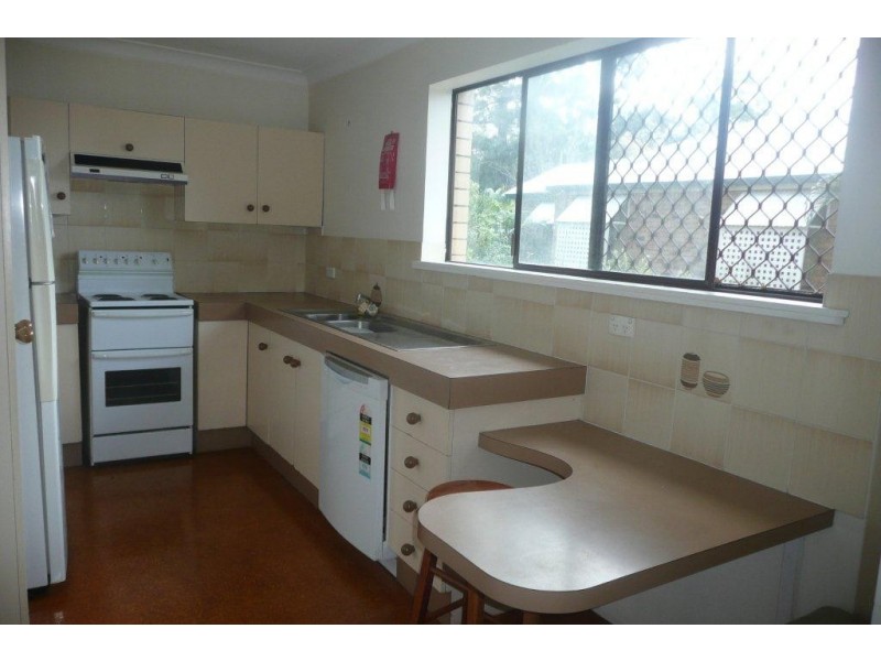 4/123 Central Avenue, Indooroopilly QLD 4068