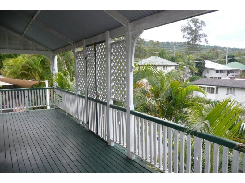 138 Payne Street, Indooroopilly QLD 4068