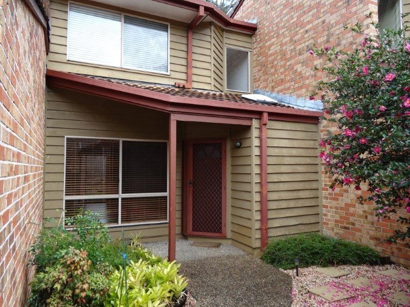 24/43 Moordale Street, Chapel Hill QLD 4069