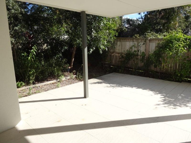 51 Lambert Road, Indooroopilly QLD 4068