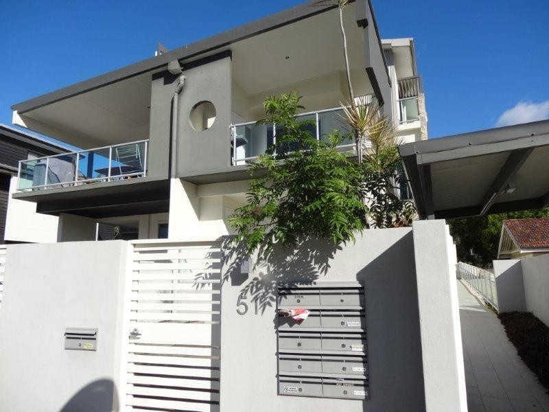 51 Lambert Road, Indooroopilly QLD 4068