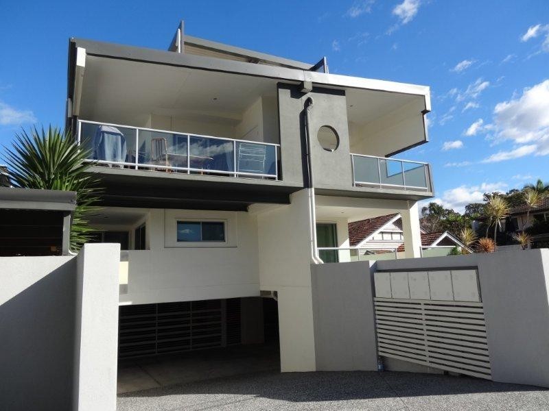 51 Lambert Road, Indooroopilly QLD 4068