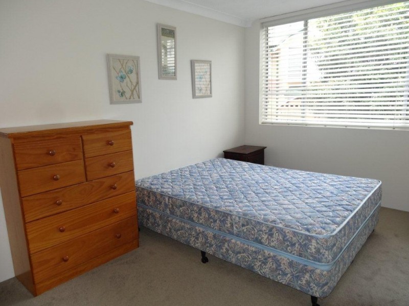 2/12 York Street, Indooroopilly QLD 4068