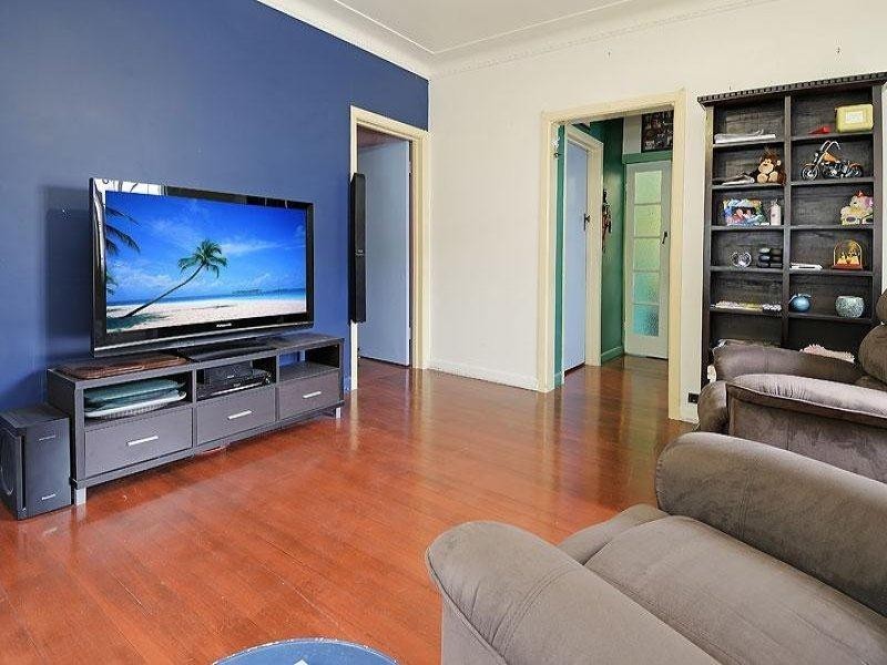 59 Rennie Street, Indooroopilly QLD 4068