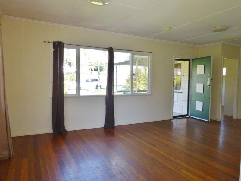 35 Disraeli Street, Indooroopilly QLD 4068
