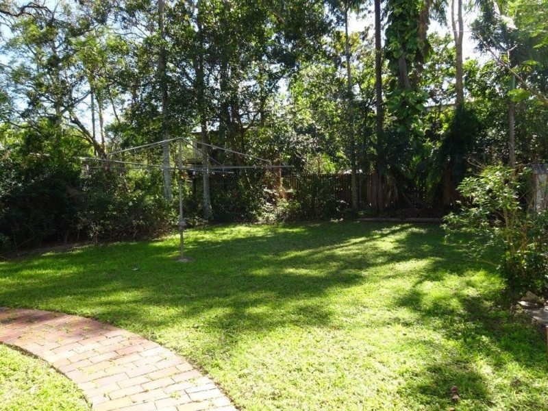 35 Disraeli Street, Indooroopilly QLD 4068