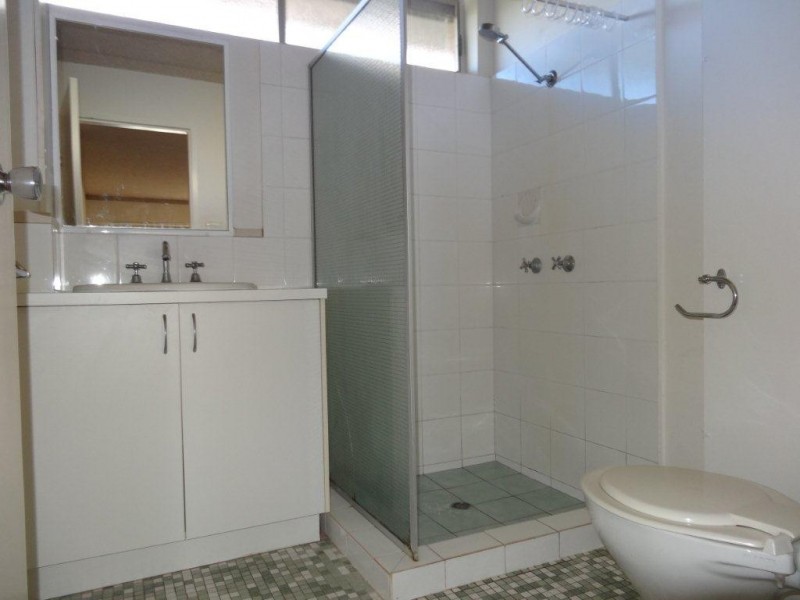 4/12 Foxton Street, Indooroopilly QLD 4068