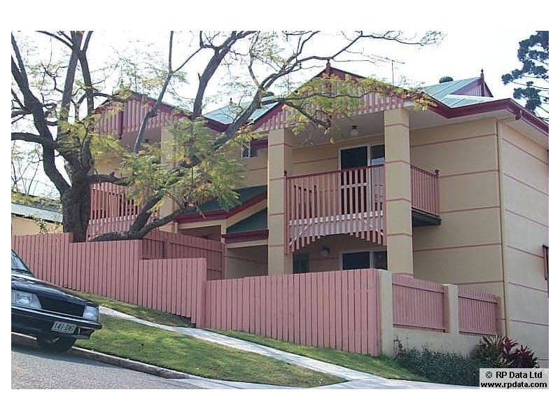 82 Manchester Terrace, Indooroopilly QLD 4068