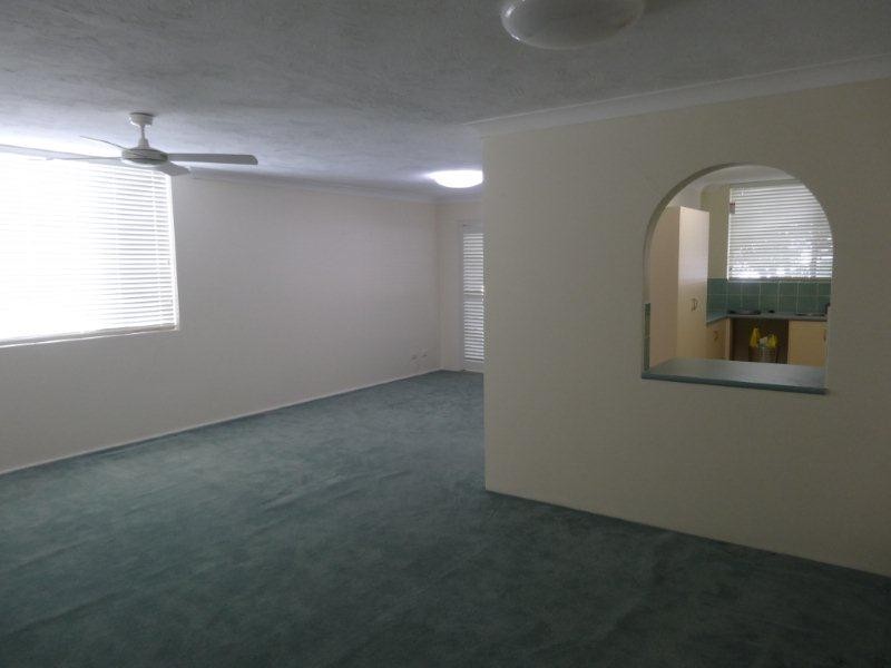 2/160 Central Avenue, Indooroopilly QLD 4068