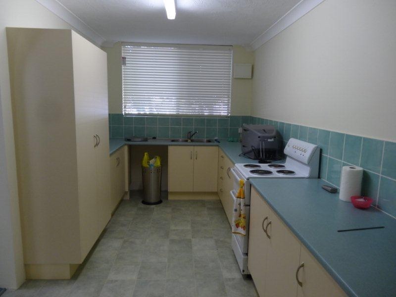 2/160 Central Avenue, Indooroopilly QLD 4068