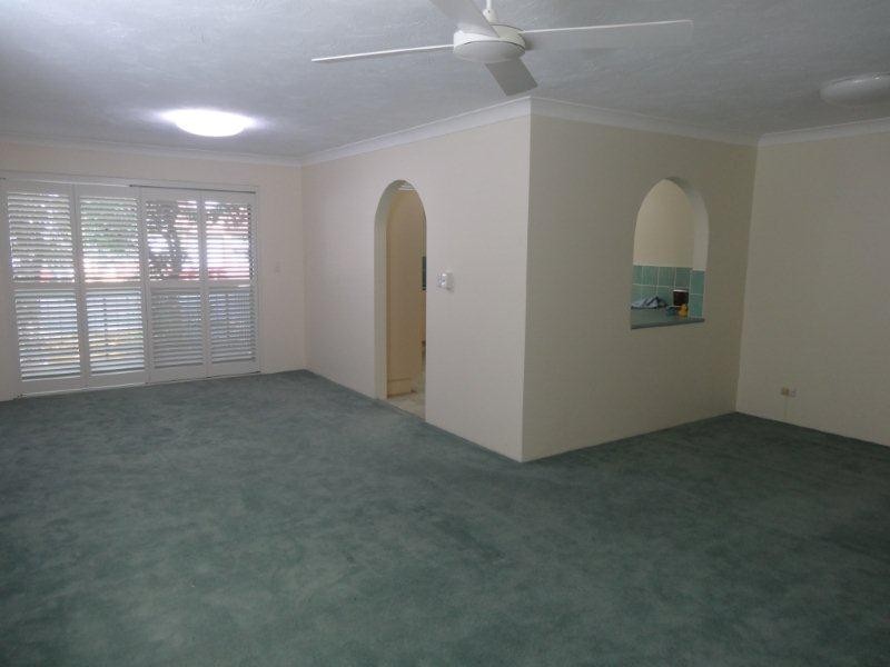 2/160 Central Avenue, Indooroopilly QLD 4068