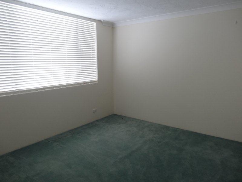 2/160 Central Avenue, Indooroopilly QLD 4068