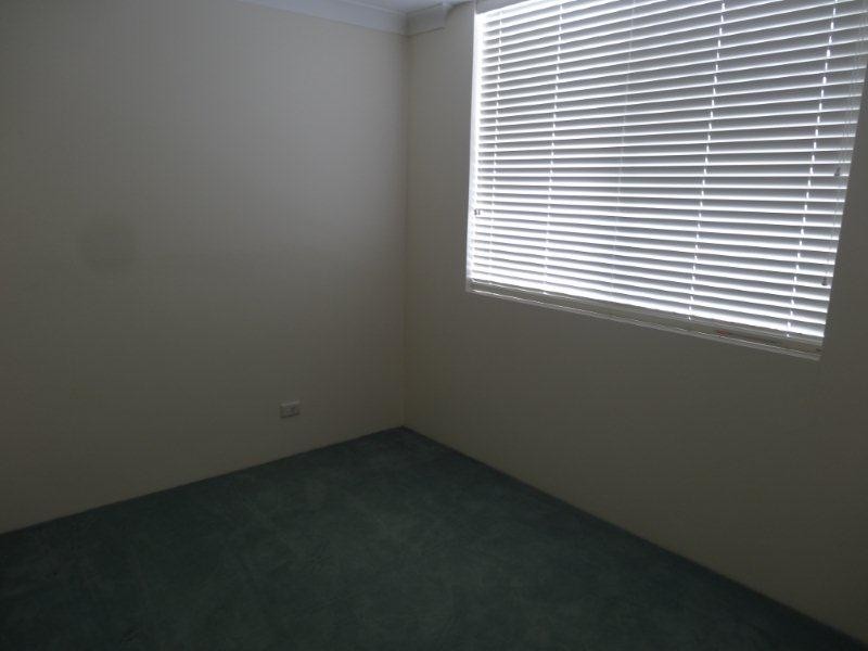 2/160 Central Avenue, Indooroopilly QLD 4068