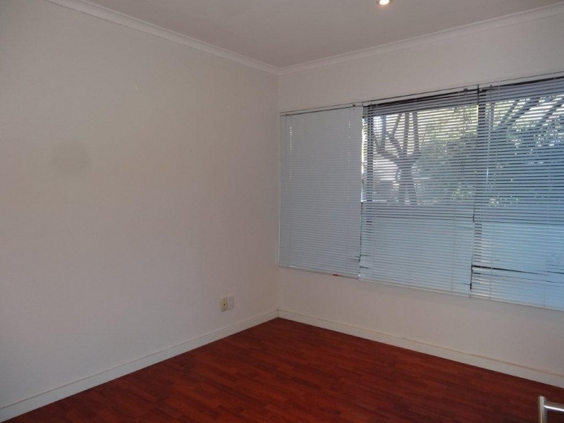 27 Ashburton Street, Chapel Hill QLD 4069