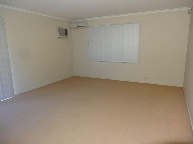 132 Greenford Street, Chapel Hill QLD 4069