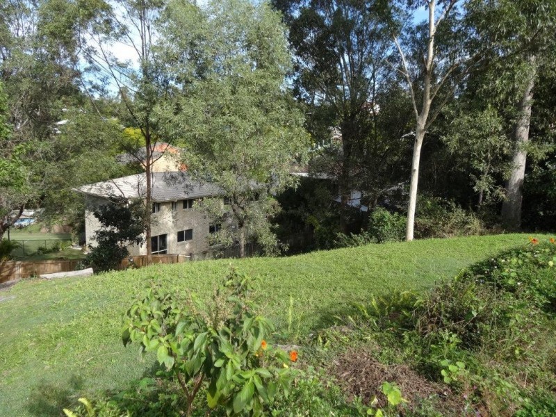 132 Greenford Street, Chapel Hill QLD 4069