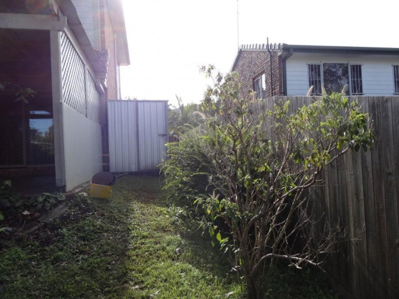 132 Greenford Street, Chapel Hill QLD 4069