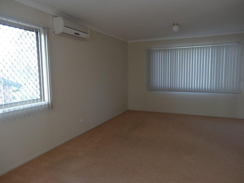 132 Greenford Street, Chapel Hill QLD 4069