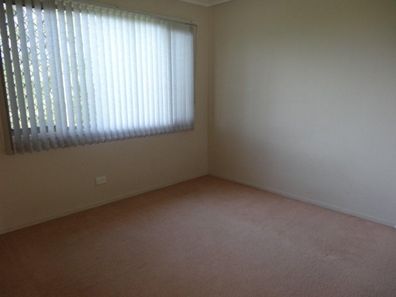 132 Greenford Street, Chapel Hill QLD 4069