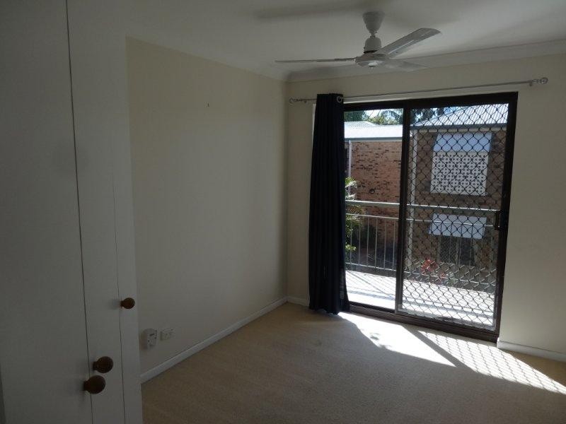 4/123 Central Avenue, Indooroopilly QLD 4068