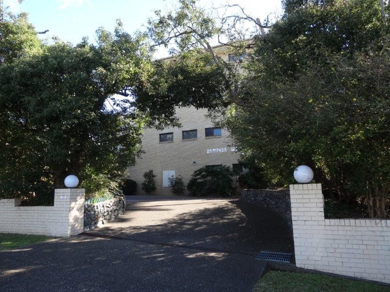 4/123 Central Avenue, Indooroopilly QLD 4068