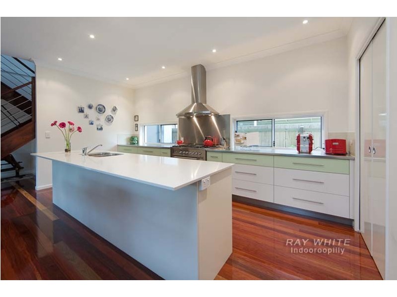 1 Kew Street, Indooroopilly QLD 4068