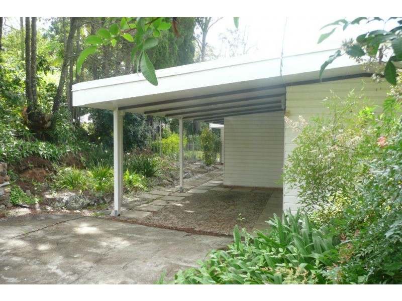 11 Elmira Street, Indooroopilly QLD 4068