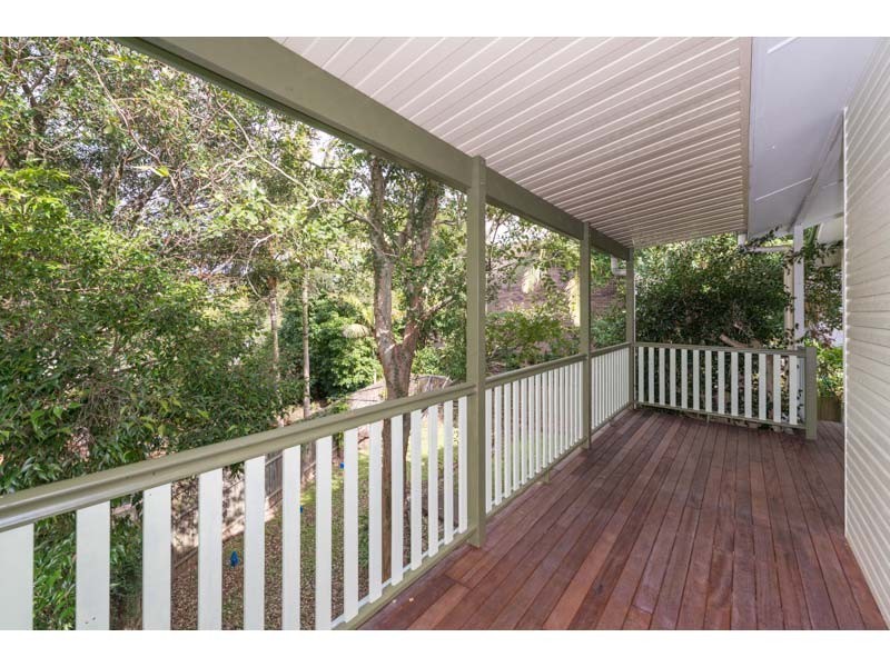 18 Lohe Street, Indooroopilly QLD 4068