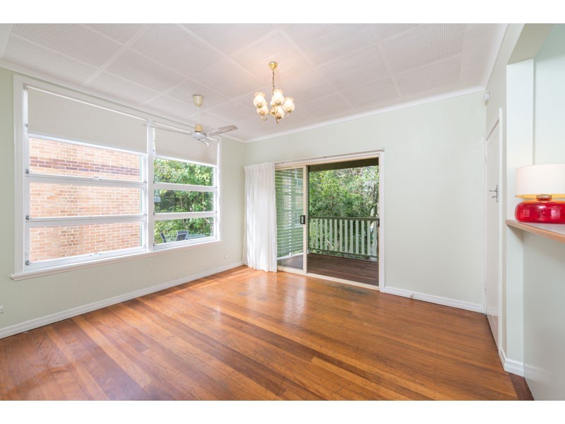 18 Lohe Street, Indooroopilly QLD 4068