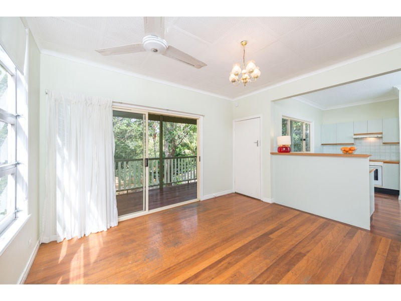 18 Lohe Street, Indooroopilly QLD 4068