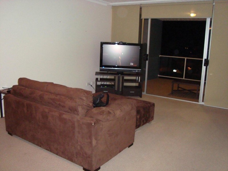 18/16 Grosvenor Road, Indooroopilly QLD 4068