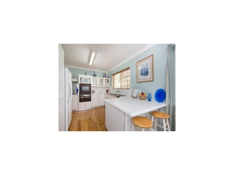 1 Sundown Street, Kenmore QLD 4069