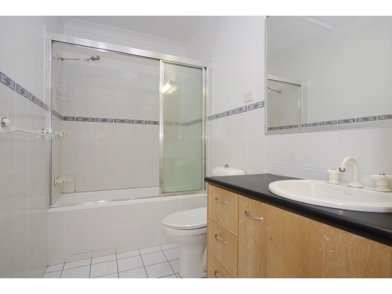 12/20 Underhill Avenue, Indooroopilly QLD 4068