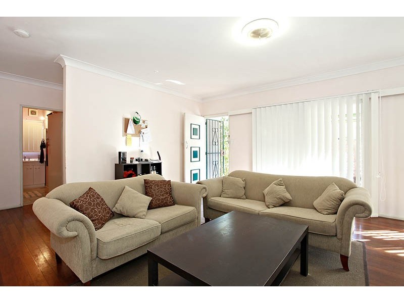 59 Fairley Street, Indooroopilly QLD 4068