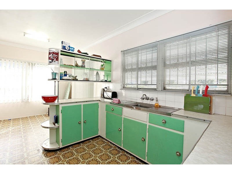 59 Fairley Street, Indooroopilly QLD 4068