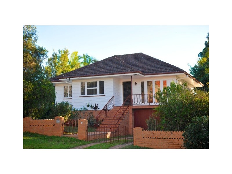 46 Neulans Road, Indooroopilly QLD 4068