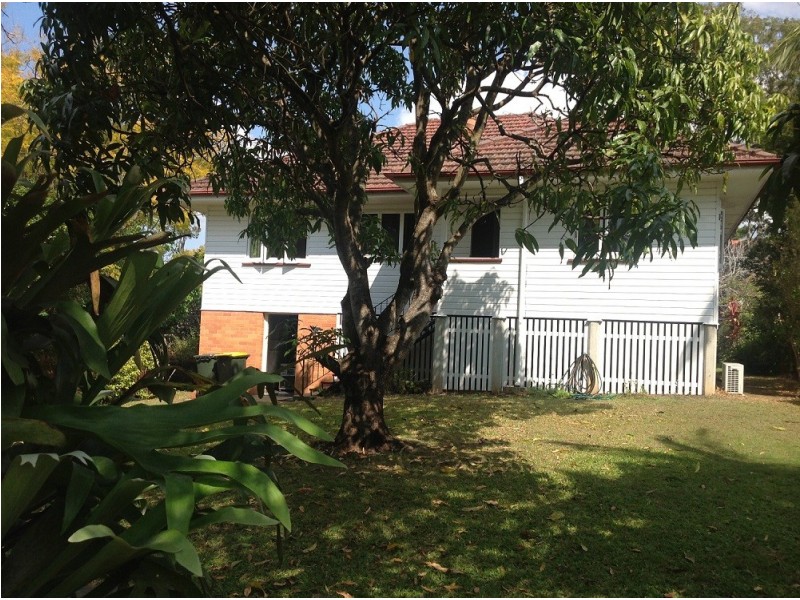 46 Neulans Road, Indooroopilly QLD 4068