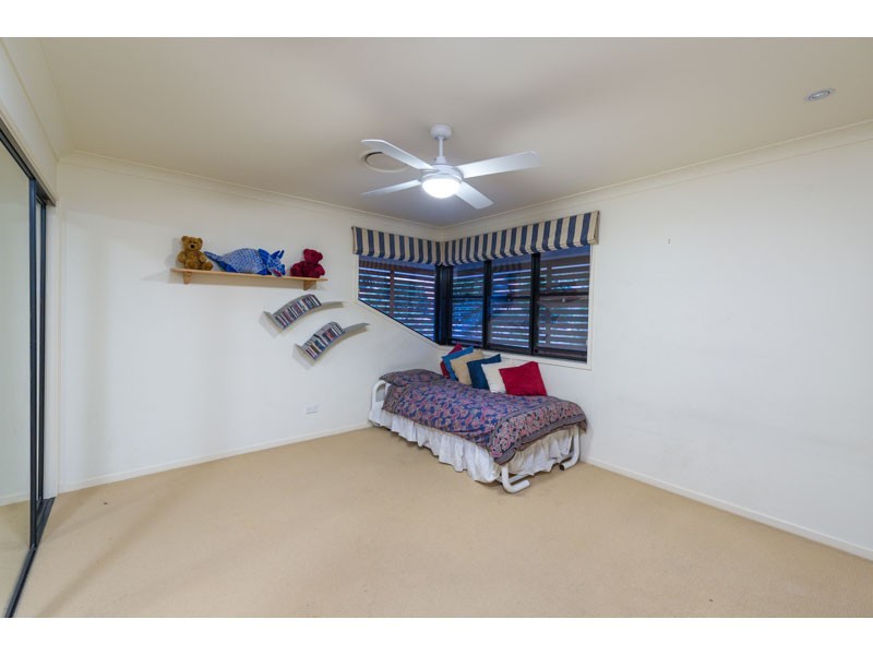 54 Vakuta Street, Fig Tree Pocket QLD 4069