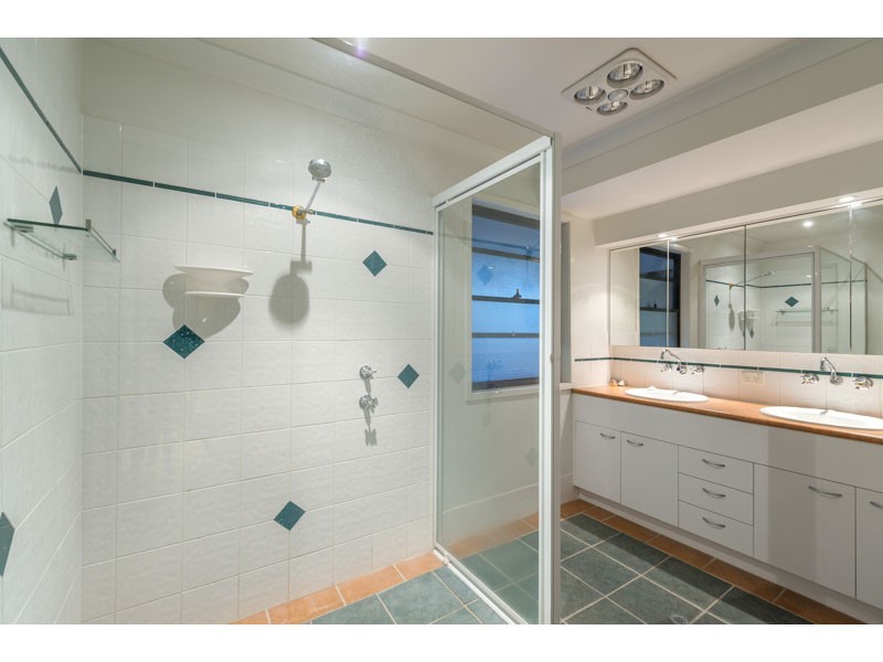 54 Vakuta Street, Fig Tree Pocket QLD 4069