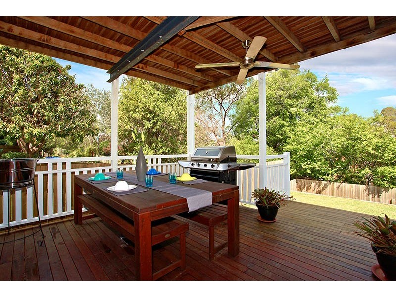 52 Gladstone Street, Indooroopilly QLD 4068