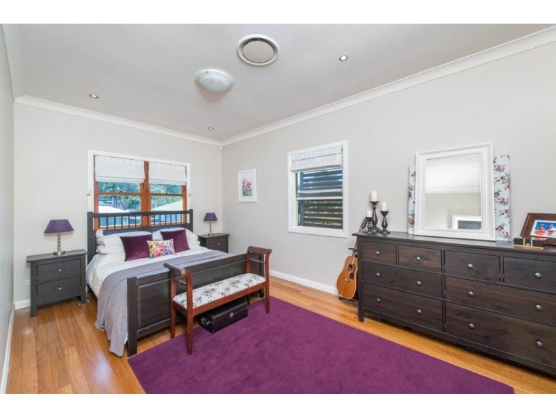 48 Twigg Street, Indooroopilly QLD 4068